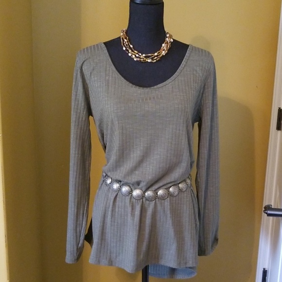 ❤  LuLaRoe Lynnae! - Picture 1 of 5